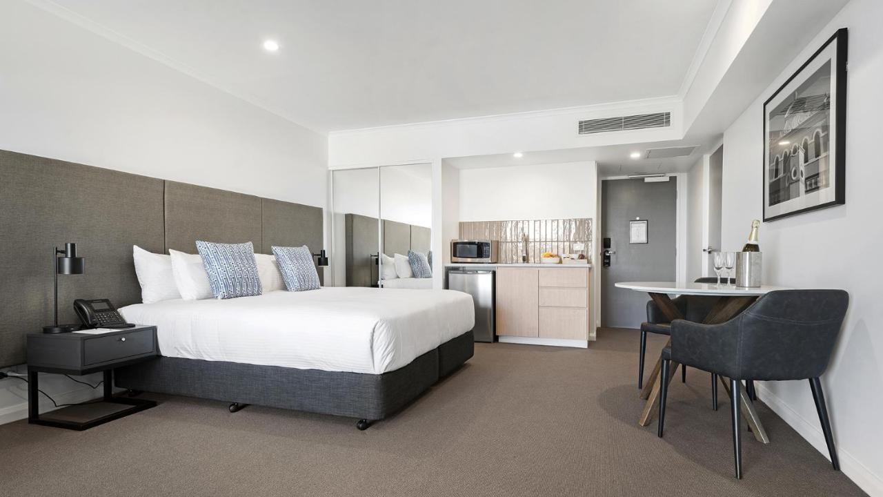 Oaks Toowoomba Hotel Exterior photo
